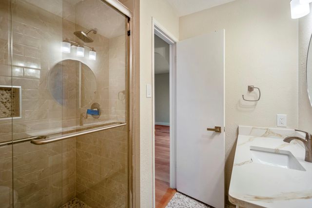 16723 Kieth Harrow Blvd, Houston, TX 77084