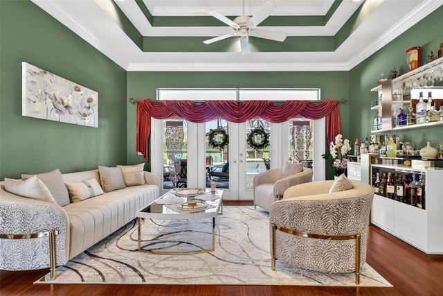 10211 RIDGE TOP LOOP, Weeki Wachee, FL 34613