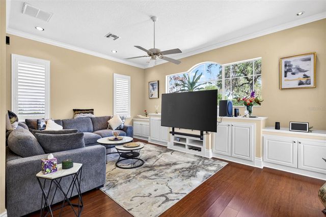 10211 RIDGE TOP LOOP, Weeki Wachee, FL 34613