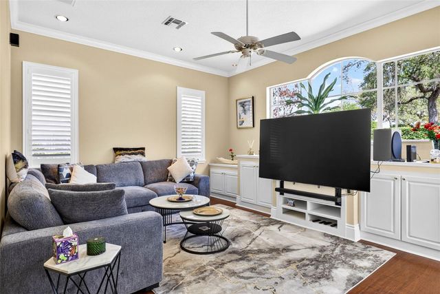 10211 RIDGE TOP LOOP, Weeki Wachee, FL 34613