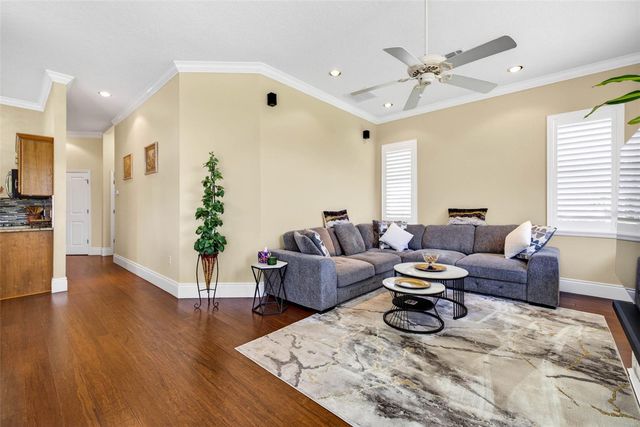 10211 RIDGE TOP LOOP, Weeki Wachee, FL 34613