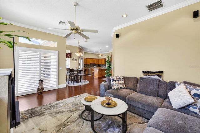 10211 RIDGE TOP LOOP, Weeki Wachee, FL 34613