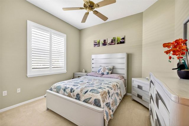 10211 RIDGE TOP LOOP, Weeki Wachee, FL 34613