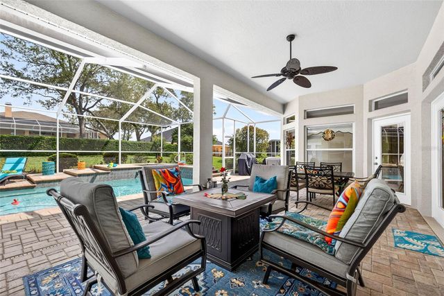 10211 RIDGE TOP LOOP, Weeki Wachee, FL 34613