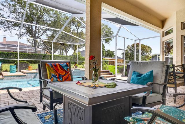 10211 RIDGE TOP LOOP, Weeki Wachee, FL 34613