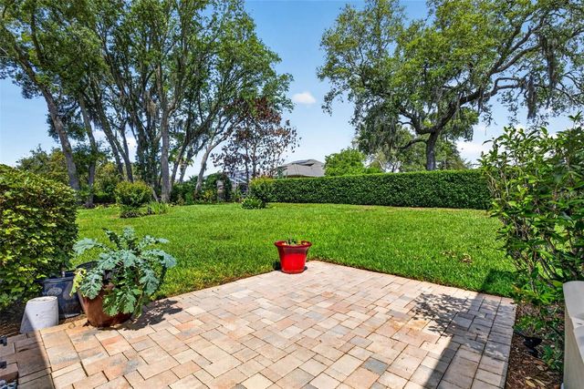 10211 RIDGE TOP LOOP, Weeki Wachee, FL 34613