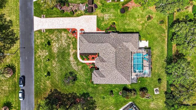 10211 RIDGE TOP LOOP, Weeki Wachee, FL 34613