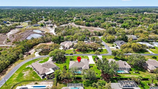 10211 RIDGE TOP LOOP, Weeki Wachee, FL 34613