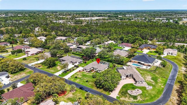 10211 RIDGE TOP LOOP, Weeki Wachee, FL 34613