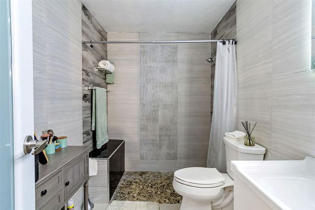 A12 CALLE 4, Guaynabo, PR 00966