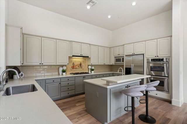 6626 E OBERLIN Way, Scottsdale, AZ 85266