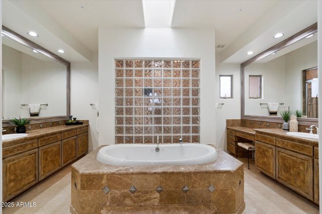 6626 E OBERLIN Way, Scottsdale, AZ 85266