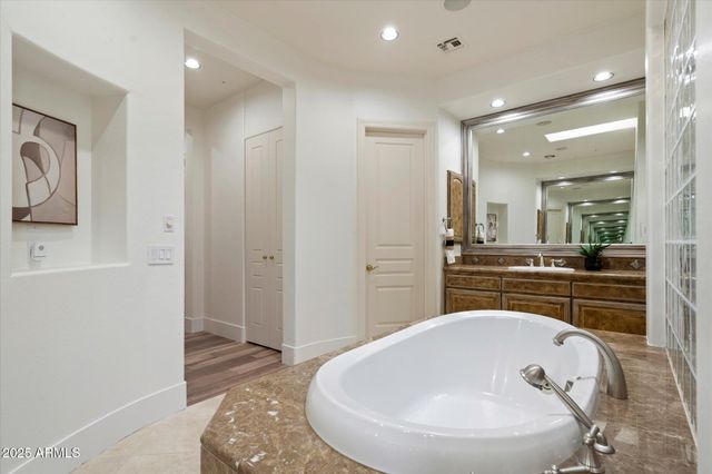 6626 E OBERLIN Way, Scottsdale, AZ 85266