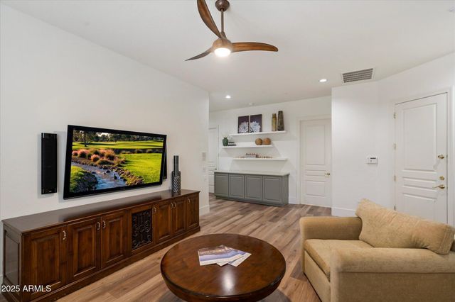 6626 E OBERLIN Way, Scottsdale, AZ 85266