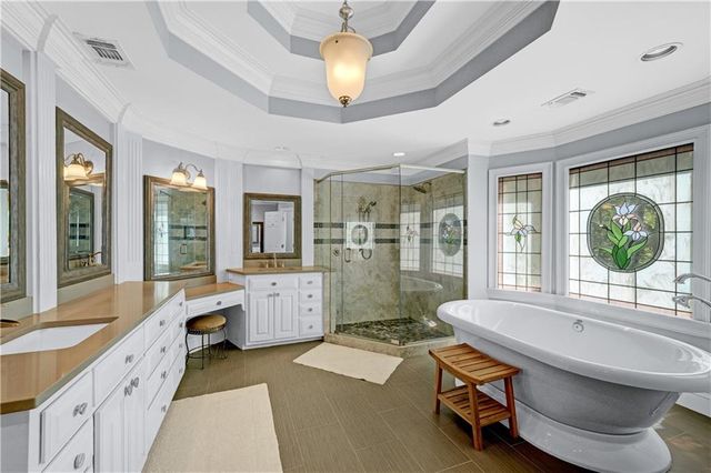 520 Mountainbrooke Circle, Stone Mountain, GA 30087