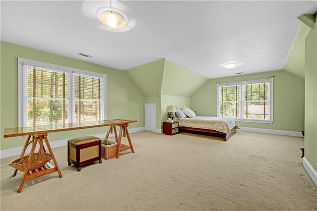 520 Mountainbrooke Circle, Stone Mountain, GA 30087