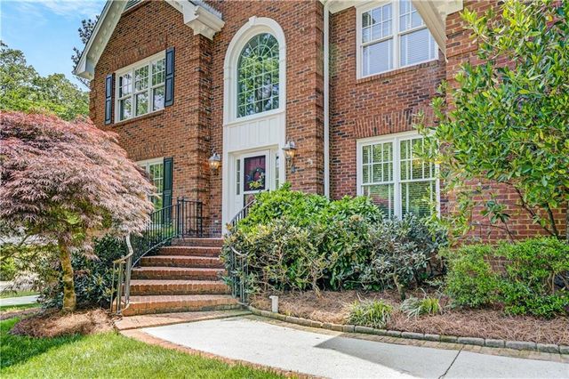 520 Mountainbrooke Circle, Stone Mountain, GA 30087
