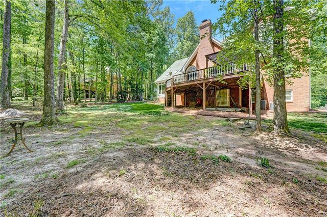 520 Mountainbrooke Circle, Stone Mountain, GA 30087