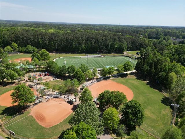 520 Mountainbrooke Circle, Stone Mountain, GA 30087