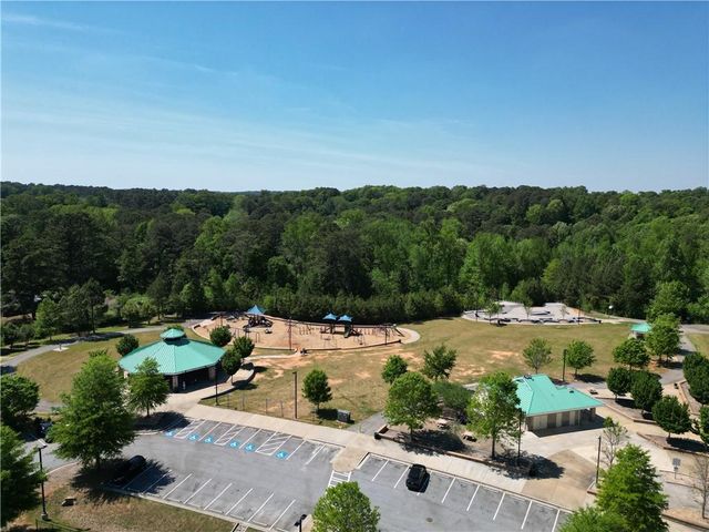 520 Mountainbrooke Circle, Stone Mountain, GA 30087