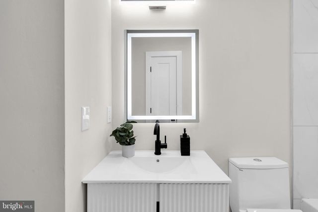 1186 GALLEY AVENUE, Manahawkin, NJ 08050