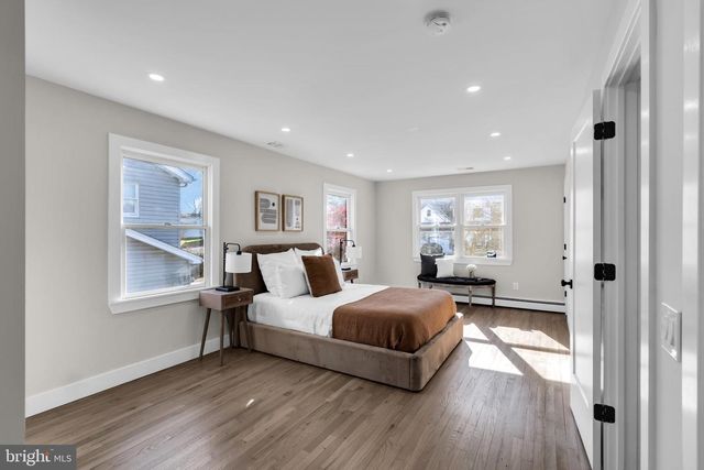 1186 GALLEY AVENUE, Manahawkin, NJ 08050