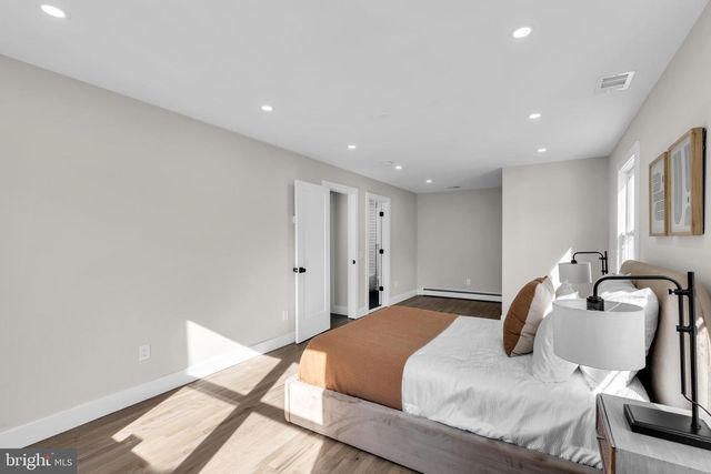 1186 GALLEY AVENUE, Manahawkin, NJ 08050