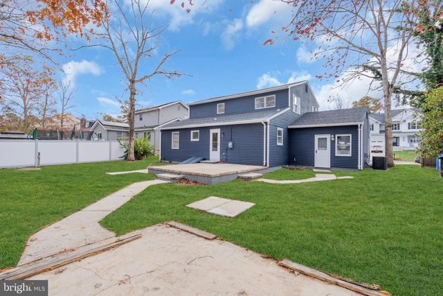 1186 GALLEY AVENUE, Manahawkin, NJ 08050