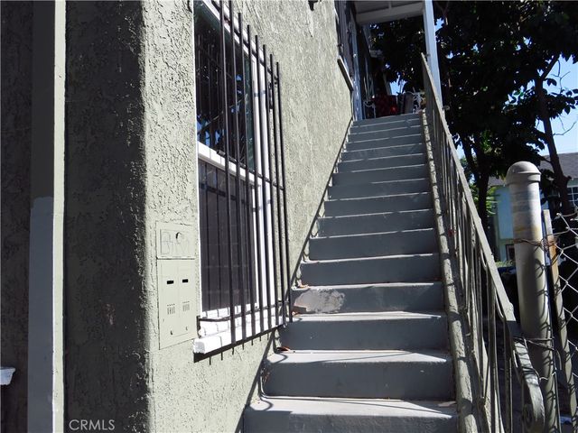 862 W 41st Street, Los Angeles, CA 90037