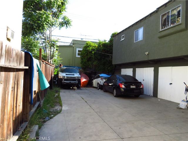 862 W 41st Street, Los Angeles, CA 90037