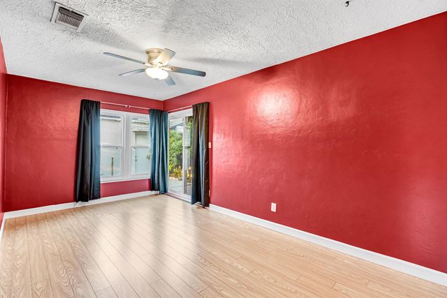 553 E Michigan Avenue, Fresno, CA 93704