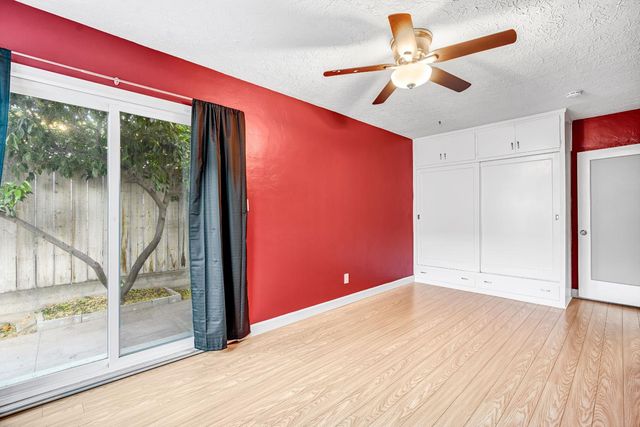 553 E Michigan Avenue, Fresno, CA 93704