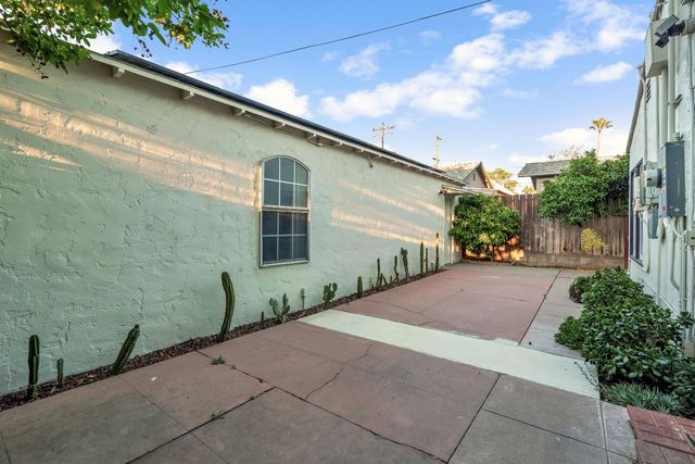 553 E Michigan Avenue, Fresno, CA 93704