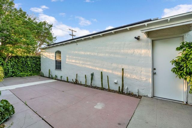 553 E Michigan Avenue, Fresno, CA 93704