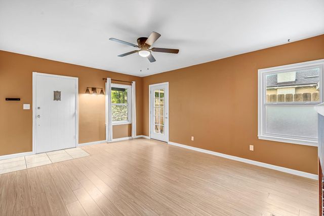 553 E Michigan Avenue, Fresno, CA 93704