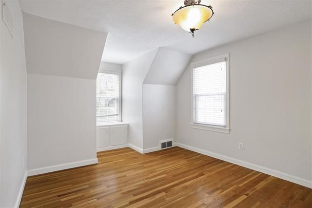 470 E 55th Street, Kansas City, MO 64110