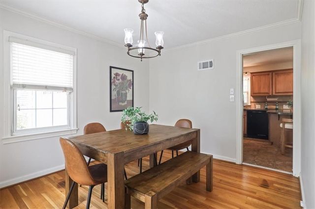 470 E 55th Street, Kansas City, MO 64110