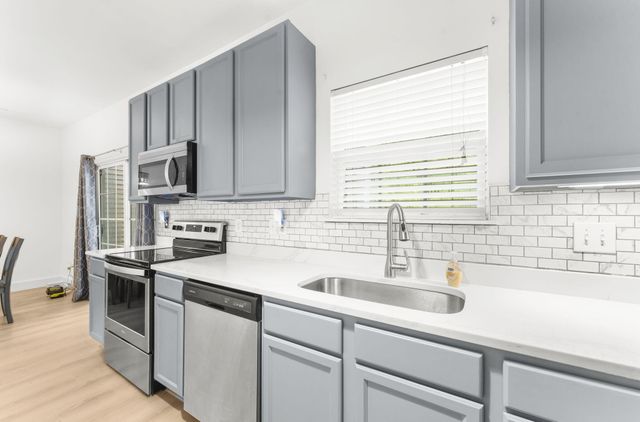165 Black River Drive, Summerville, SC 29485