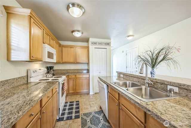 5851 Pennsylvania Street SE, Lacey, WA 98513