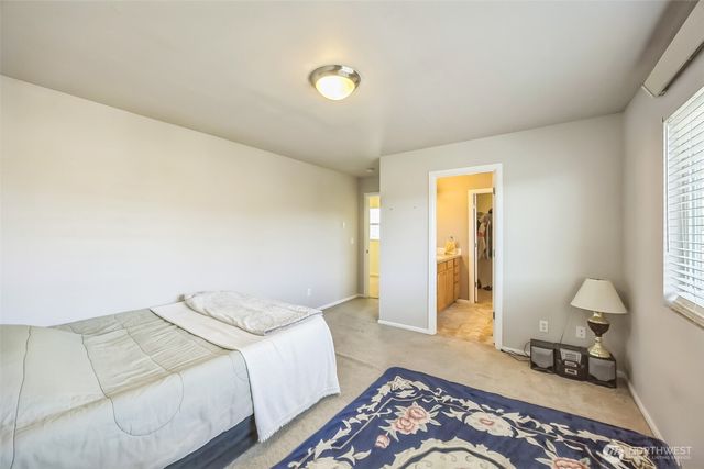 5851 Pennsylvania Street SE, Lacey, WA 98513