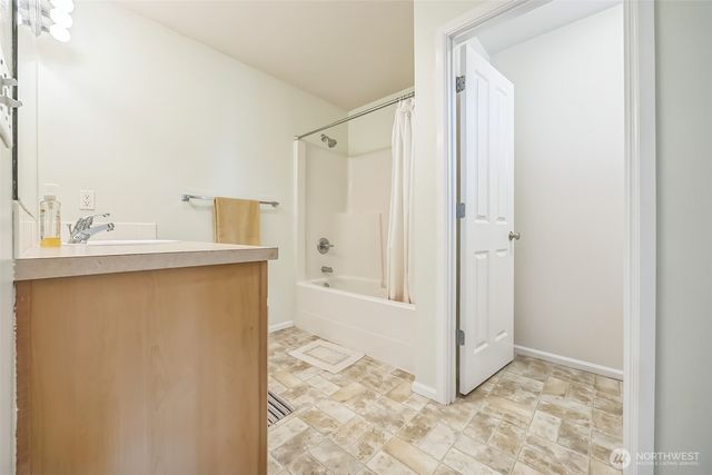 5851 Pennsylvania Street SE, Lacey, WA 98513