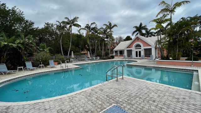 1350 CRYSTAL Way 107, Delray Beach, FL 33444