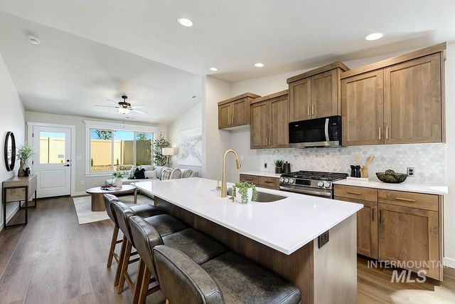 1712 E Hadler St., Meridian, ID 83642