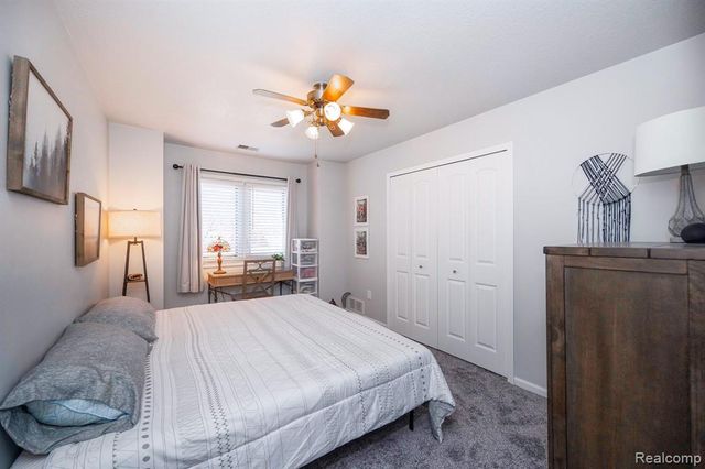 1325 Harbour Boulevard 84, Trenton, MI 48183