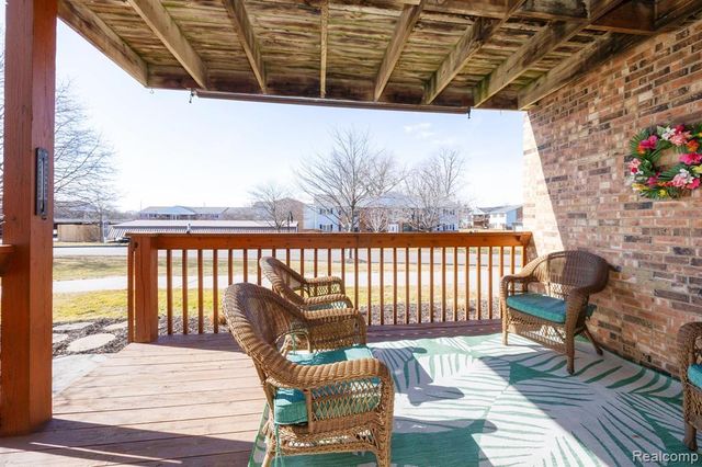 1325 Harbour Boulevard 84, Trenton, MI 48183