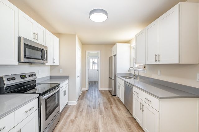 114 Creekside Ln, Chapel Hill, TN 37034