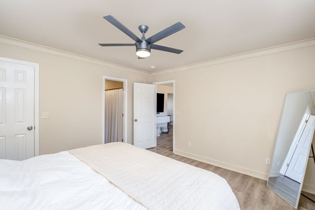 114 Creekside Ln, Chapel Hill, TN 37034