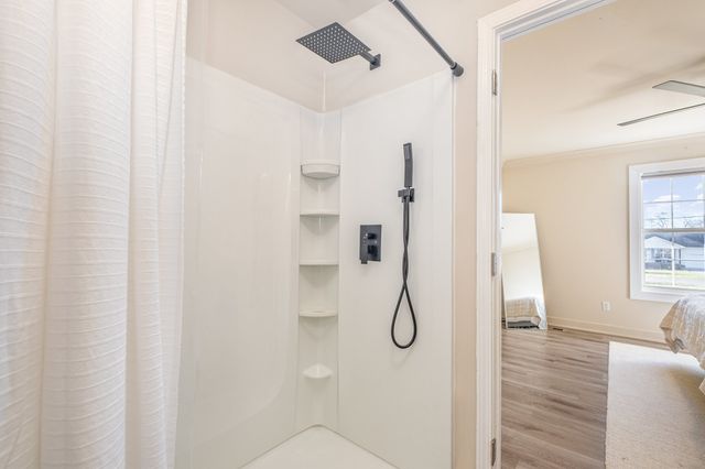 114 Creekside Ln, Chapel Hill, TN 37034