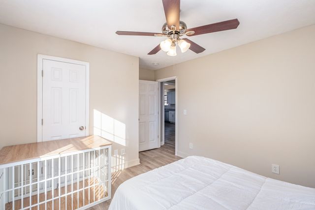 114 Creekside Ln, Chapel Hill, TN 37034