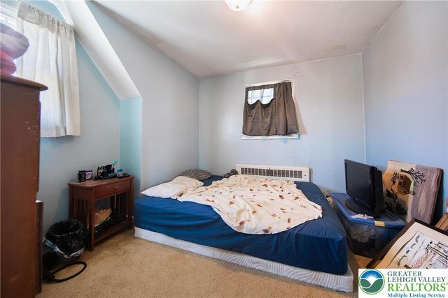17 North 12th Street, Catasauqua Boro, PA 18032